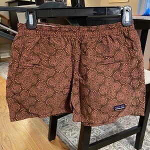 Patagonia women’s baggies